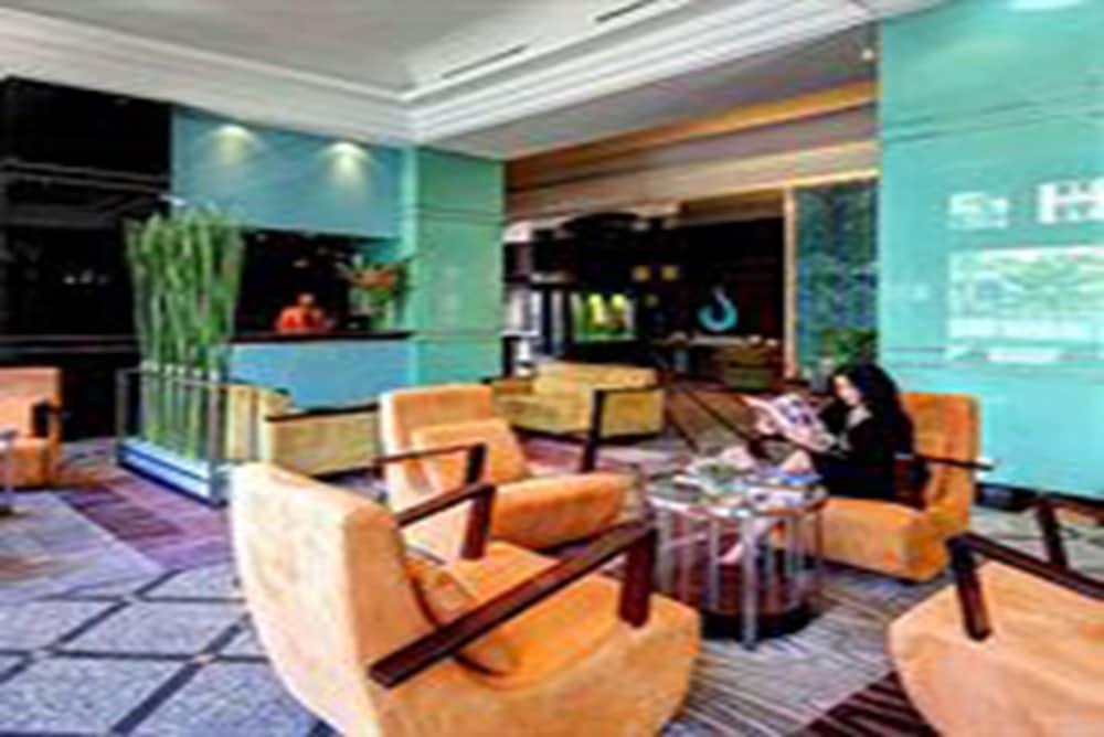 Radisson Hotel Chateau De Bangkok Dış mekan fotoğraf